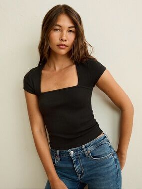 ๐ AE Square Neck Hey Baby Tee